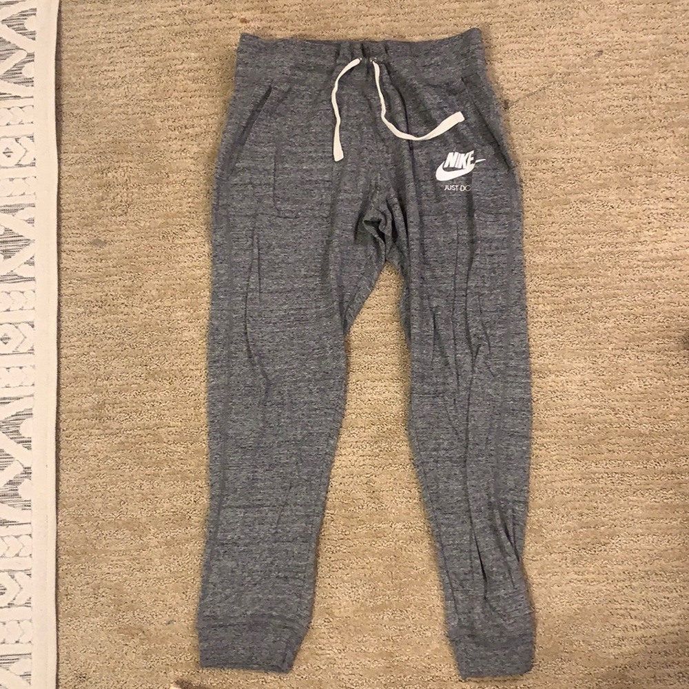 nike joggers